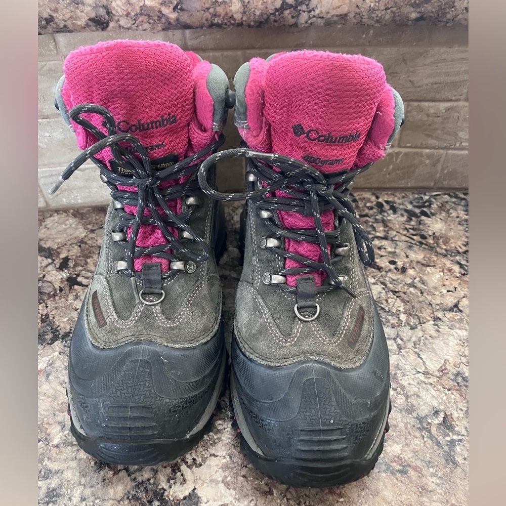 Columbia Women's Pink and Black Waterproof And Thinsulate Insulation Boots
